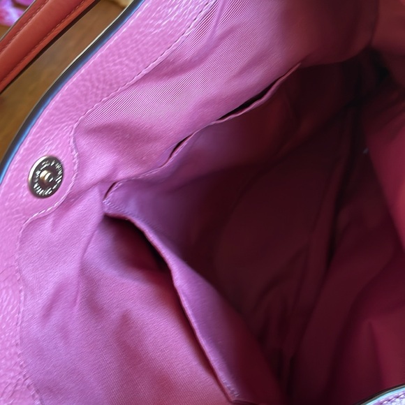 Coach Pink Leather Women's Bag - Picture 3 of 7